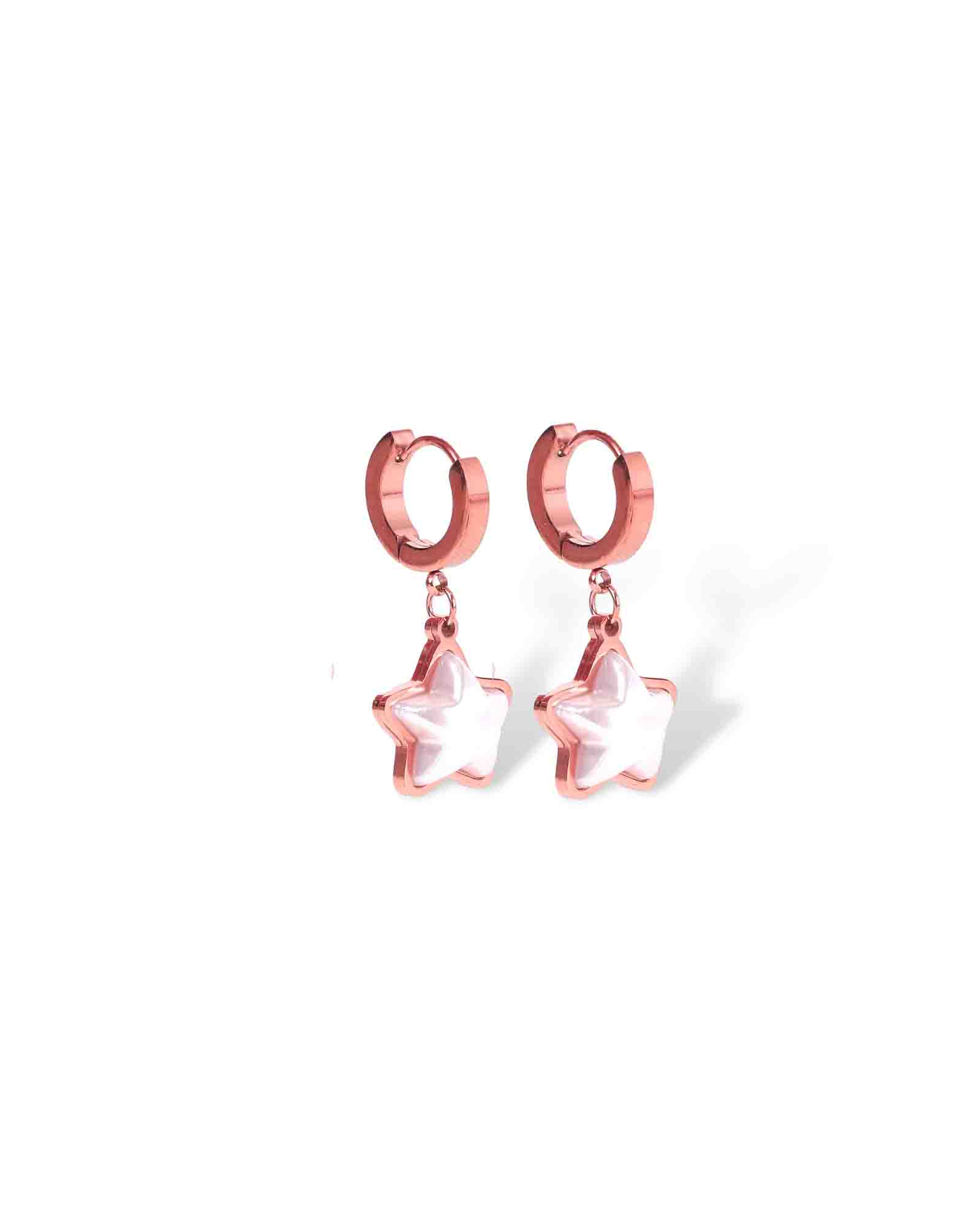 Star charm with 14 mm hoops in rose gold, made with waterproof stainless steel